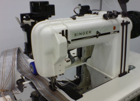 SINGER 300W Walking Foot With Puller