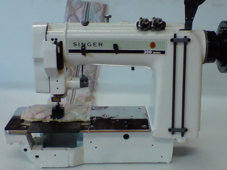 SINGER 300W Needle Feed Reconditioned